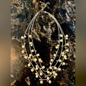 NWOT Tri-strand pearl & silver costume jewelry necklace. Delicate!